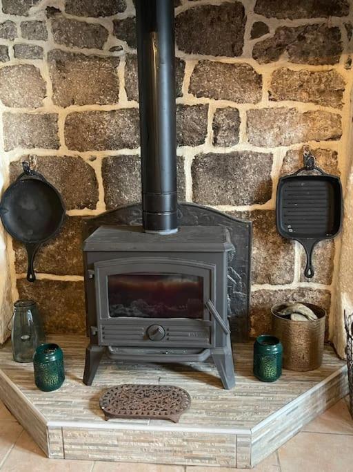 Le Petit Fleur - The Little Flower, Cosy Cottage Saint-Michel-de-Montjoie Exterior foto